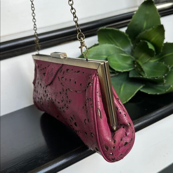 Patricia Nash Genuine Leather Cutout Shoulder Clutch Handbag Vintage-Inspired - Picture 4 of 9